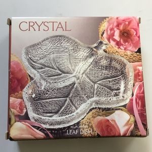 Crystal leaf dish